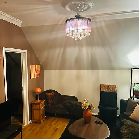 Historical House With View And Separate Entrance * Alesund